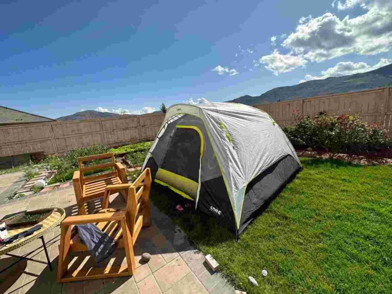How to Create a Romantic Backyard Picnic Camp on a Budget？