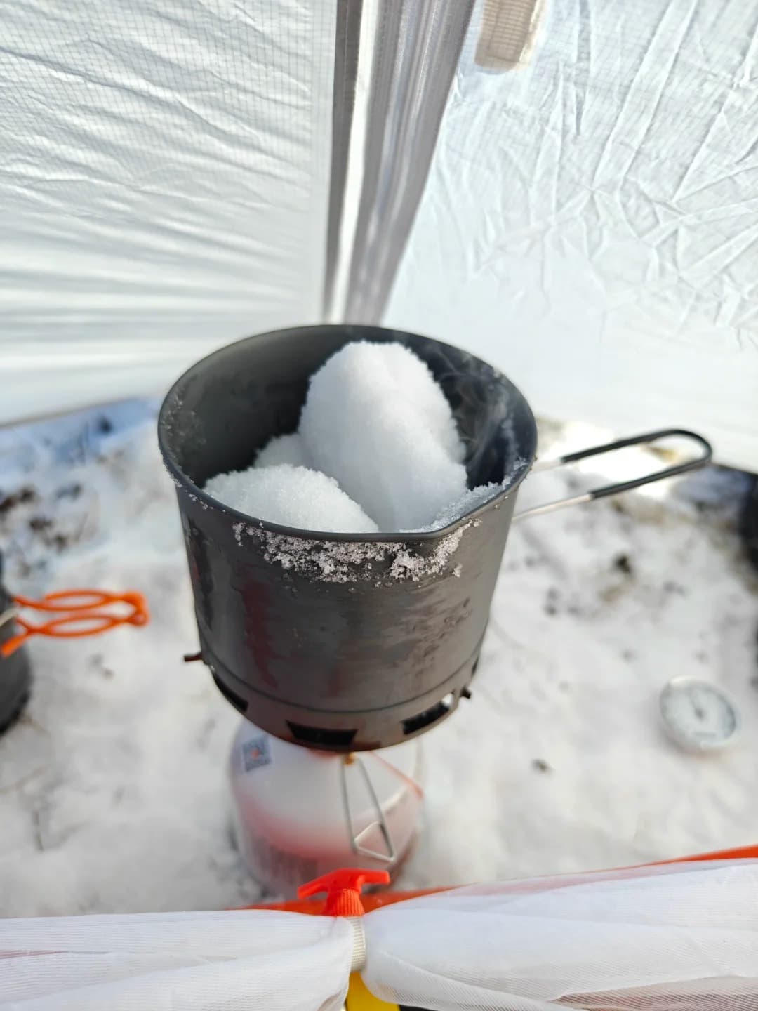 7 Winter Camping Mistakes That Will Turn You Into a Human Popsicle