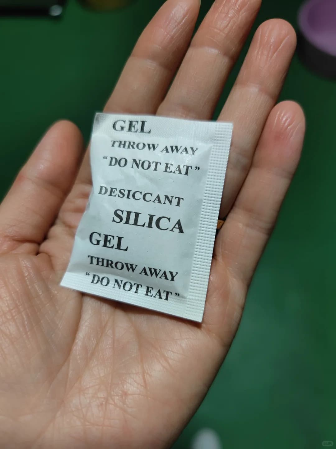 How to Use Silica Gel Packets in Your Gear Bins to Prevent Rust And Mold?